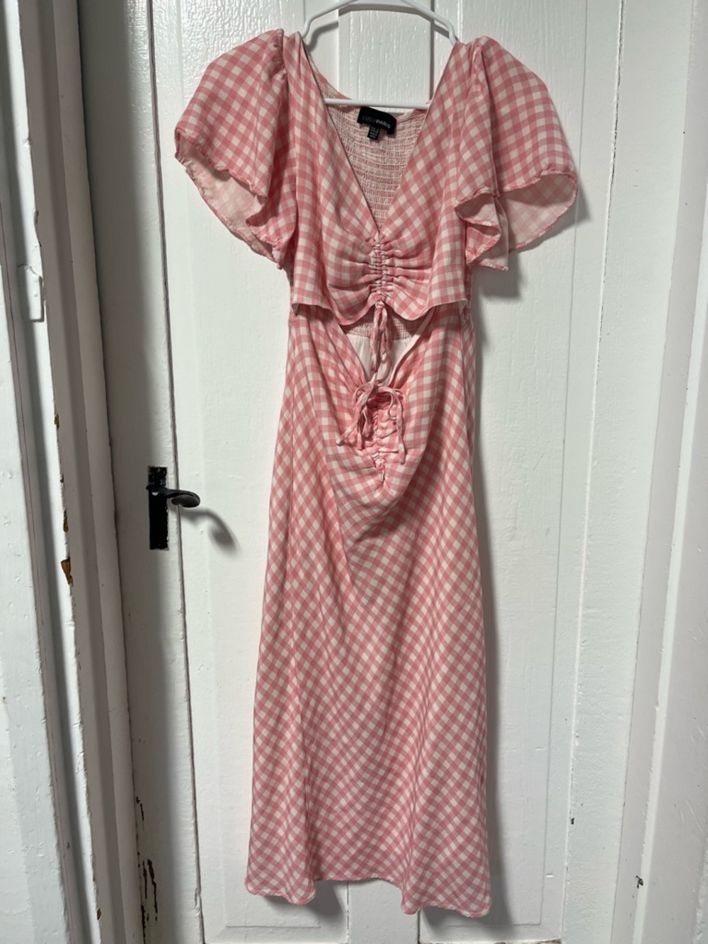 Lucy Paris Cutout Flutter Sleeve Pink & White Gingham Dress size small - Picture 3 of 10
